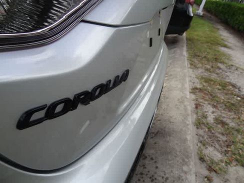 Used 2021 Toyota Corolla SE w/ Carpet Mat Package (TMS) FWD image 23