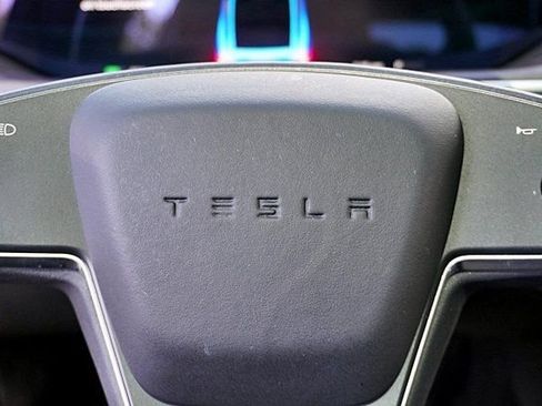 Used 2023 Tesla Model X AWD/4WD image 38