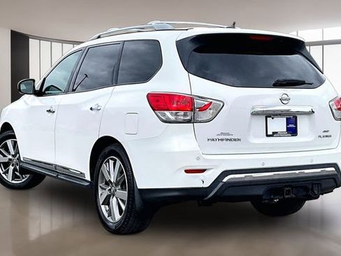 Used 2013 Nissan Pathfinder Platinum AWD/4WD image 4