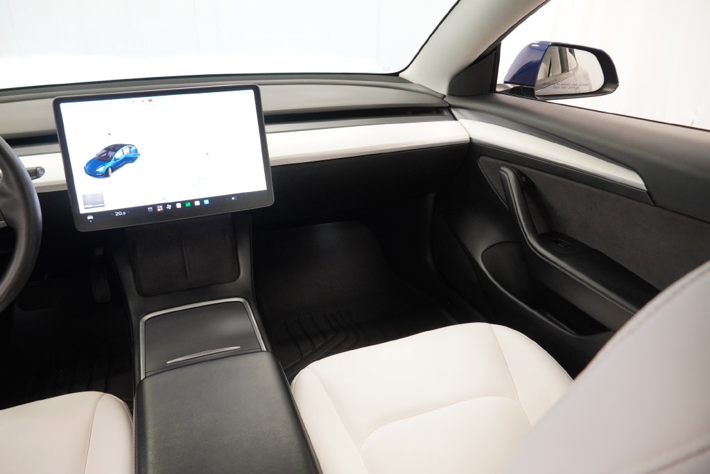 Used 2021 Tesla Model 3 Long Range AWD/4WD image 17