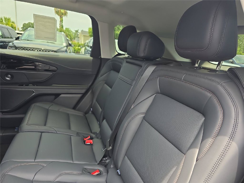 New 2026 Lincoln Nautilus Premier w/ Equipment Group 102A AWD/4WD image 12