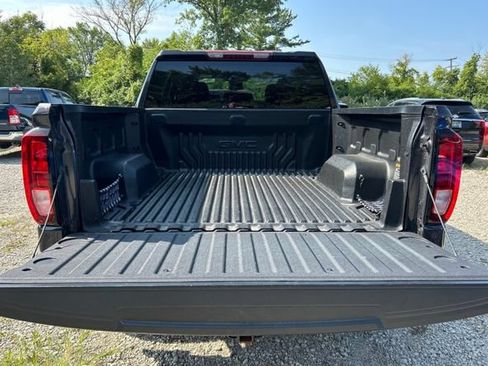 Used 2024 GMC Sierra 1500 Elevation AWD/4WD image 9