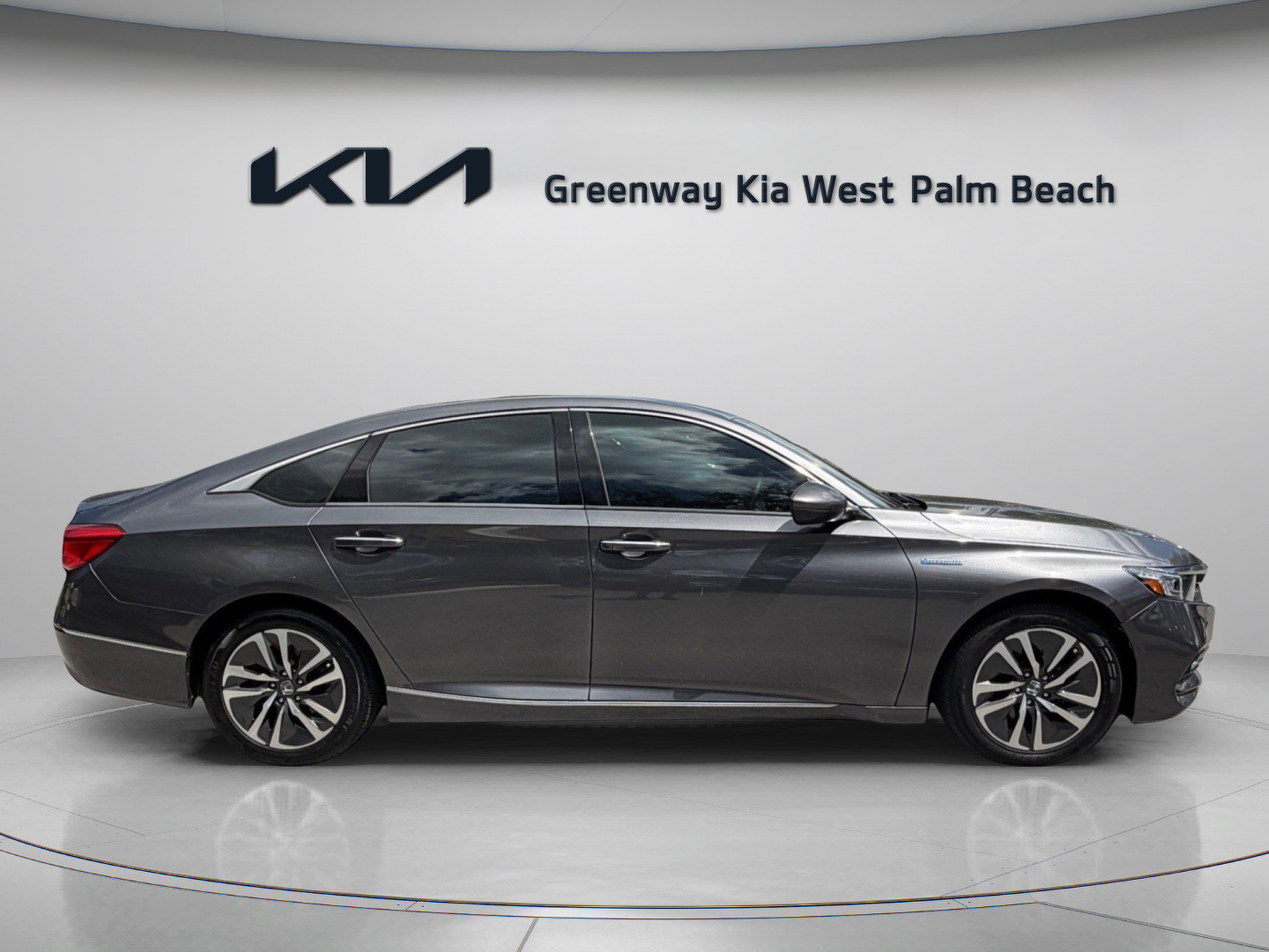 Used 2019 Honda Accord Touring image 8