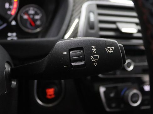 Used 2016 BMW M3 image 39