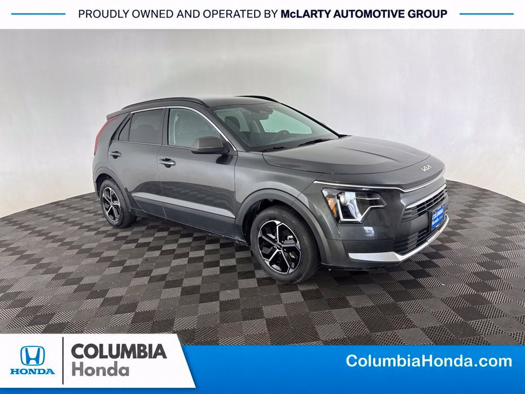Used 2025 Kia Niro LX FWD 360° Tour