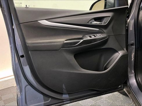 Used 2023 Chevrolet Bolt EUV LT FWD image 24