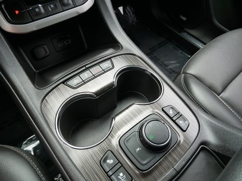 Used 2023 GMC Acadia SLT w/ Preferred Package AWD/4WD image 24