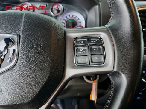 Used 2022 RAM 1500 Classic Warlock AWD/4WD image 17