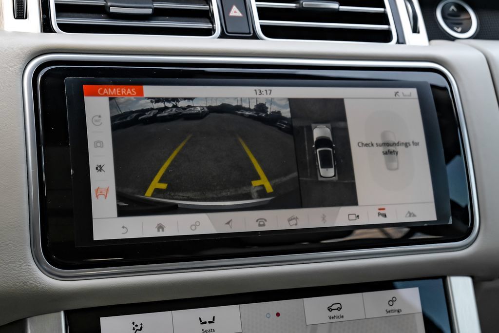 Used 2019 Land Rover Range Rover HSE AWD/4WD image 22