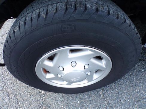 Used 2014 Ford E-250 and Econoline 250 Extended w/ Power Group image 42