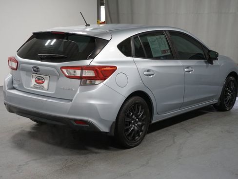 Used 2019 Subaru Impreza 2.0i image 8