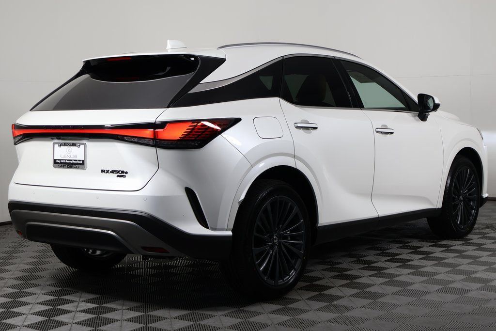 New 2026 Lexus RX 450h AWD w/ Convenience Package image 2
