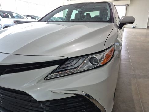 Used 2022 Toyota Camry XLE FWD image 29