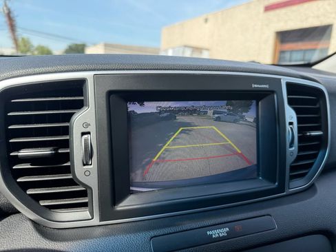 Used 2017 Kia Sportage EX AWD/4WD image 10