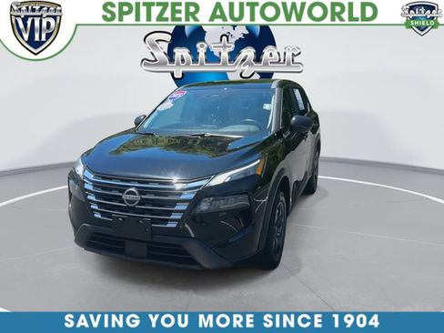 Used 2025 Nissan Rogue SV AWD/4WD image 4