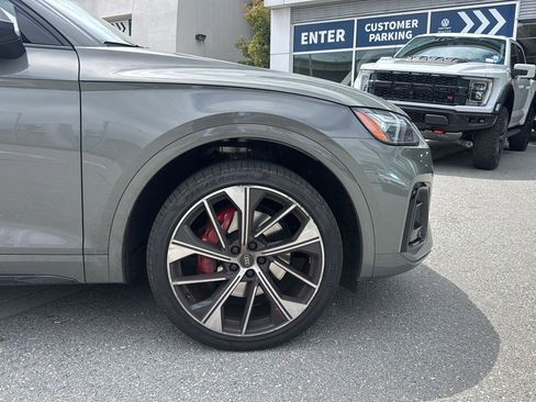 Used 2024 Audi SQ5 Premium Plus w/ Premium Plus Package AWD/4WD image 5