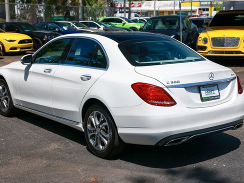 Used 2016 Mercedes-Benz C 300 4MATIC Sedan image 8