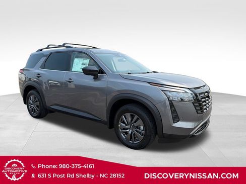 New 2026 Nissan Pathfinder SV w/ Cargo Package FWD image 4