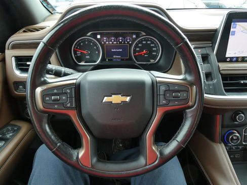 Used 2021 Chevrolet Suburban High Country w/ Premium Package AWD/4WD image 36