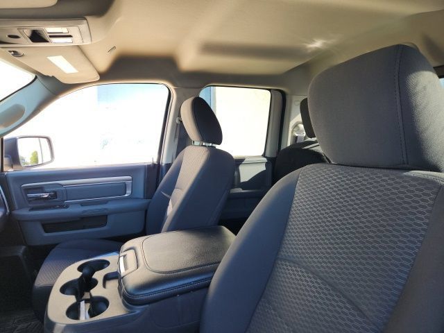 Used 2019 RAM 1500 Warlock AWD/4WD image 7