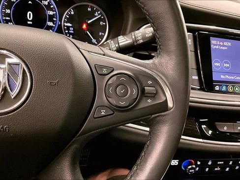 Used 2021 Buick Enclave Avenir w/ Avenir Technology Package FWD image 27