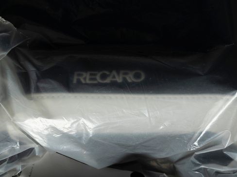 Used 2021 Ford Mustang Shelby GT500 w/ Carbon Fiber Track Pack image 70