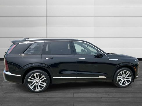 New 2026 Cadillac Vistiq Luxury AWD/4WD image 6