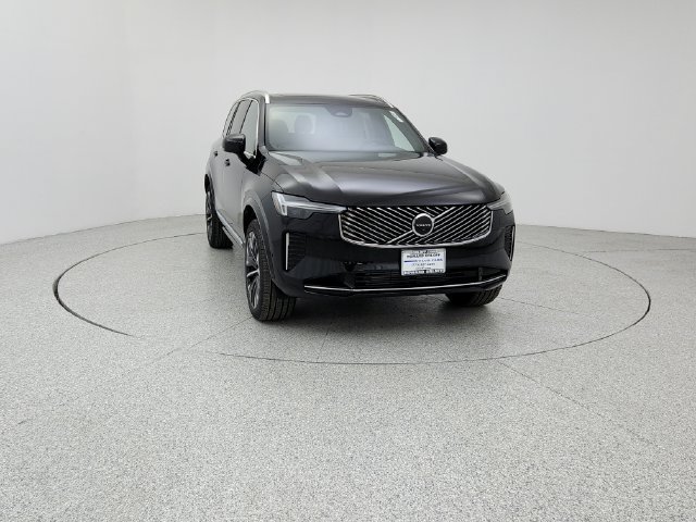 New 2026 Volvo XC90 T8 Plus w/ Protection Package Premier AWD/4WD image 2