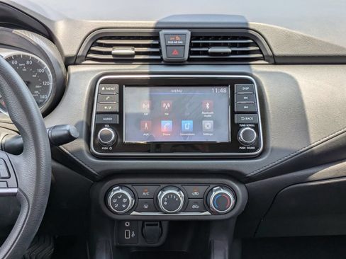 Used 2020 Nissan Versa S FWD image 16