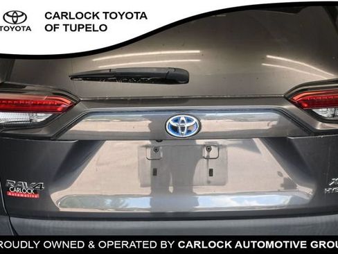 Used 2022 Toyota RAV4 XLE w/ Convenience Package AWD/4WD image 13