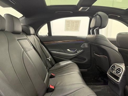 Used 2015 Mercedes-Benz S 550 4MATIC Sedan image 8