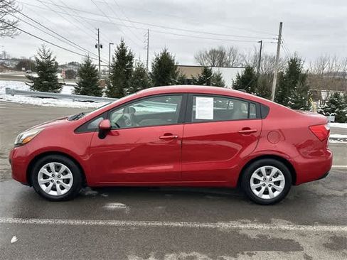 Used 2013 Kia Rio LX w/ PWR Pkg image 2