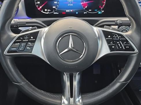 Used 2025 Mercedes-Benz CLA 250 4MATIC image 19