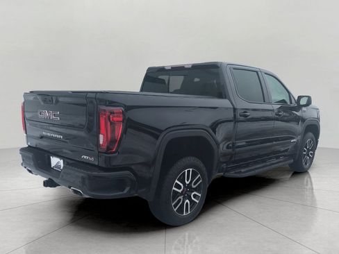 Used 2024 GMC Sierra 1500 AT4 w/ AT4 Premium Package AWD/4WD image 10