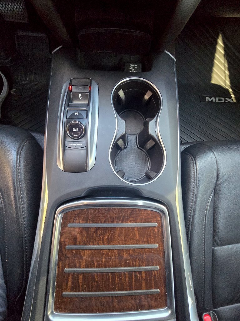 Used 2017 Acura MDX w/ Technology Package AWD/4WD image 34