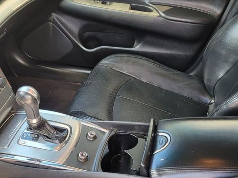 Used 2011 INFINITI G25 Journey w/ Moonroof Pkg image 13