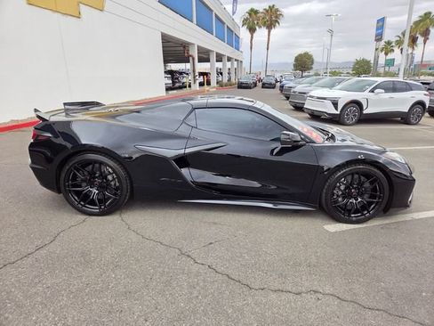 Certified 2024 Chevrolet Corvette Z06 w/ Stealth Interior Trim Package RWD image 8