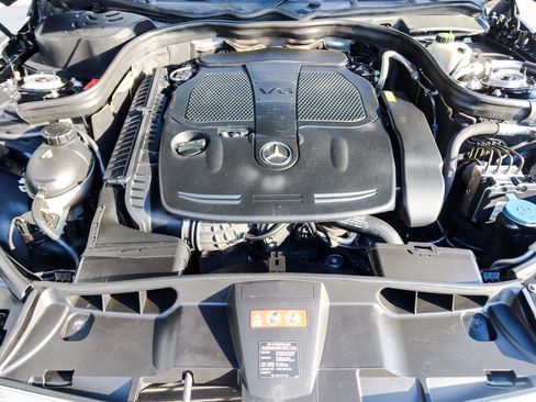 Used 2012 Mercedes-Benz E 350 4MATIC Sedan image 28