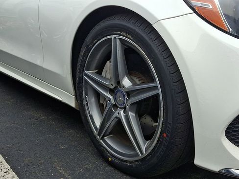 Used 2017 Mercedes-Benz C 300 4MATIC Sedan image 5