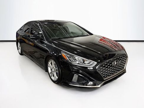 Used 2019 Hyundai Sonata Sport image 3