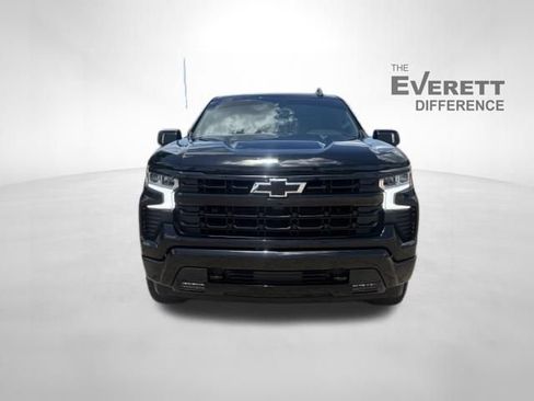 Used 2024 Chevrolet Silverado 1500 RST AWD/4WD image 2