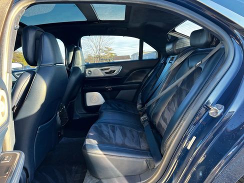 Used 2017 Lincoln Continental Black Label w/ Rear-seat Package image 13