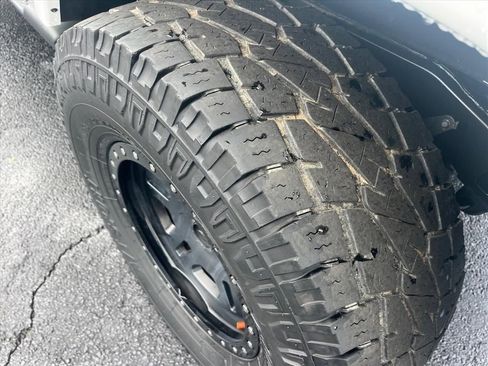 Used 2012 Jeep Wrangler Unlimited Sahara w/ Connectivity Group image 32