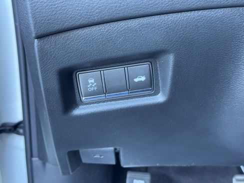 Used 2018 INFINITI Q60 Red Sport 400 w/ Pro Active Package image 18