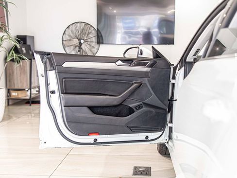 Used 2020 Volkswagen Arteon SE AWD/4WD image 29