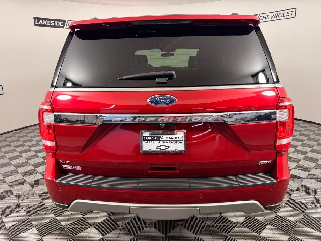 Used 2021 Ford Expedition XLT AWD/4WD image 5