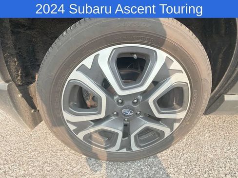 Used 2024 Subaru Ascent Touring AWD/4WD image 18