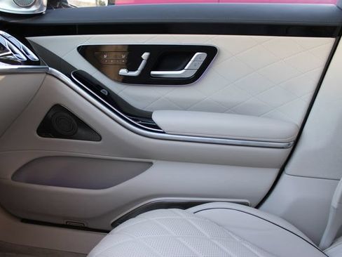 Used 2022 Mercedes-Benz S 500 4MATIC image 19