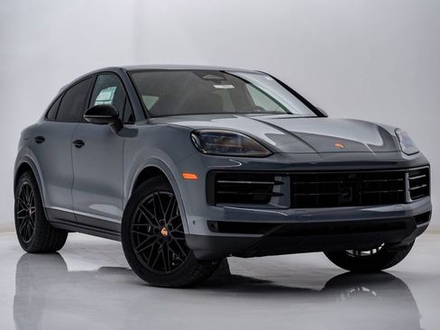 New 2026 Porsche Cayenne Coupe image 8