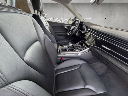 Used 2024 Audi Q7 2.0T Premium Plus image 29